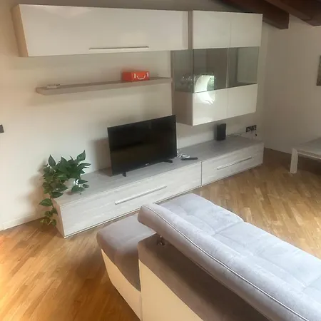 Palac Rome House Rachele شقة